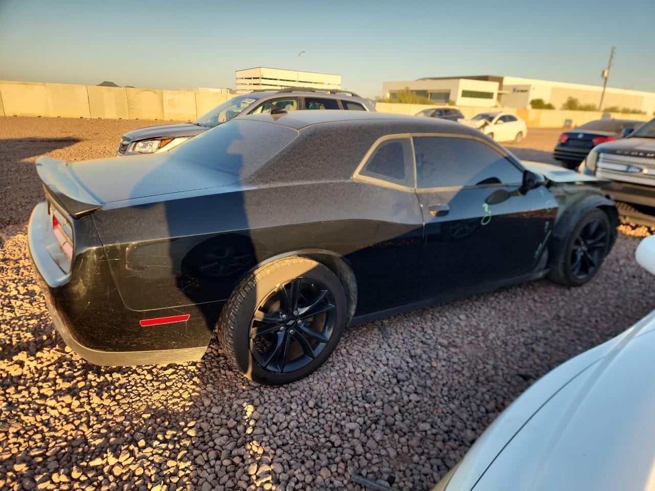 2017 Dodge Challenger - zdjęcie 3
