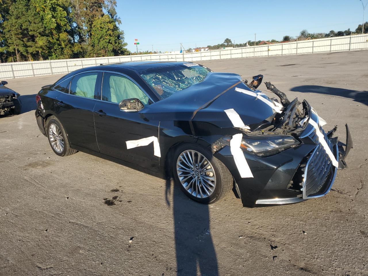 2019 Toyota Avalon - zdjęcie 4