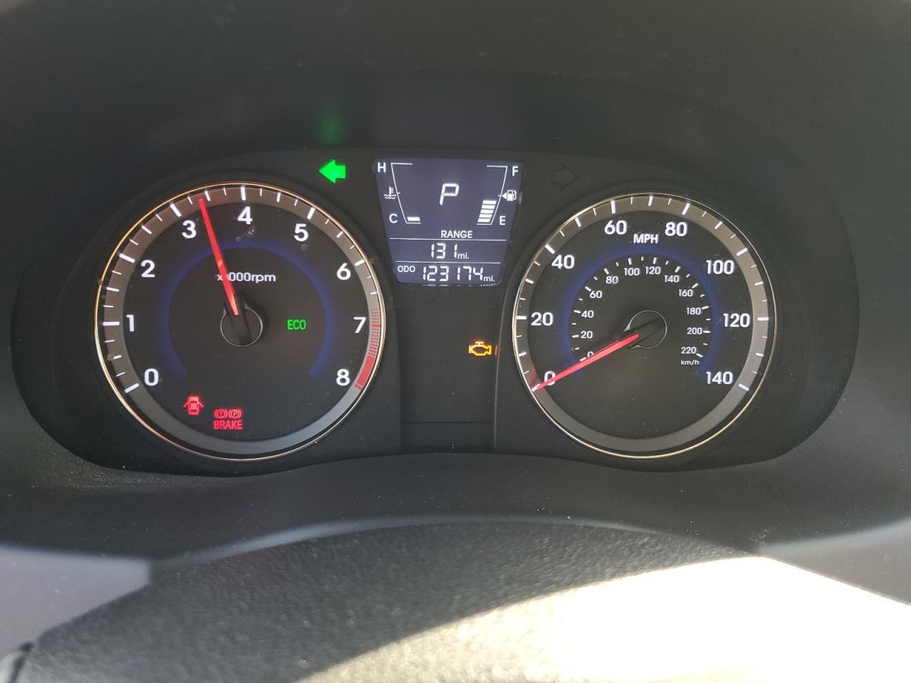 2014 Hyundai Accent Gls - zdjęcie 9