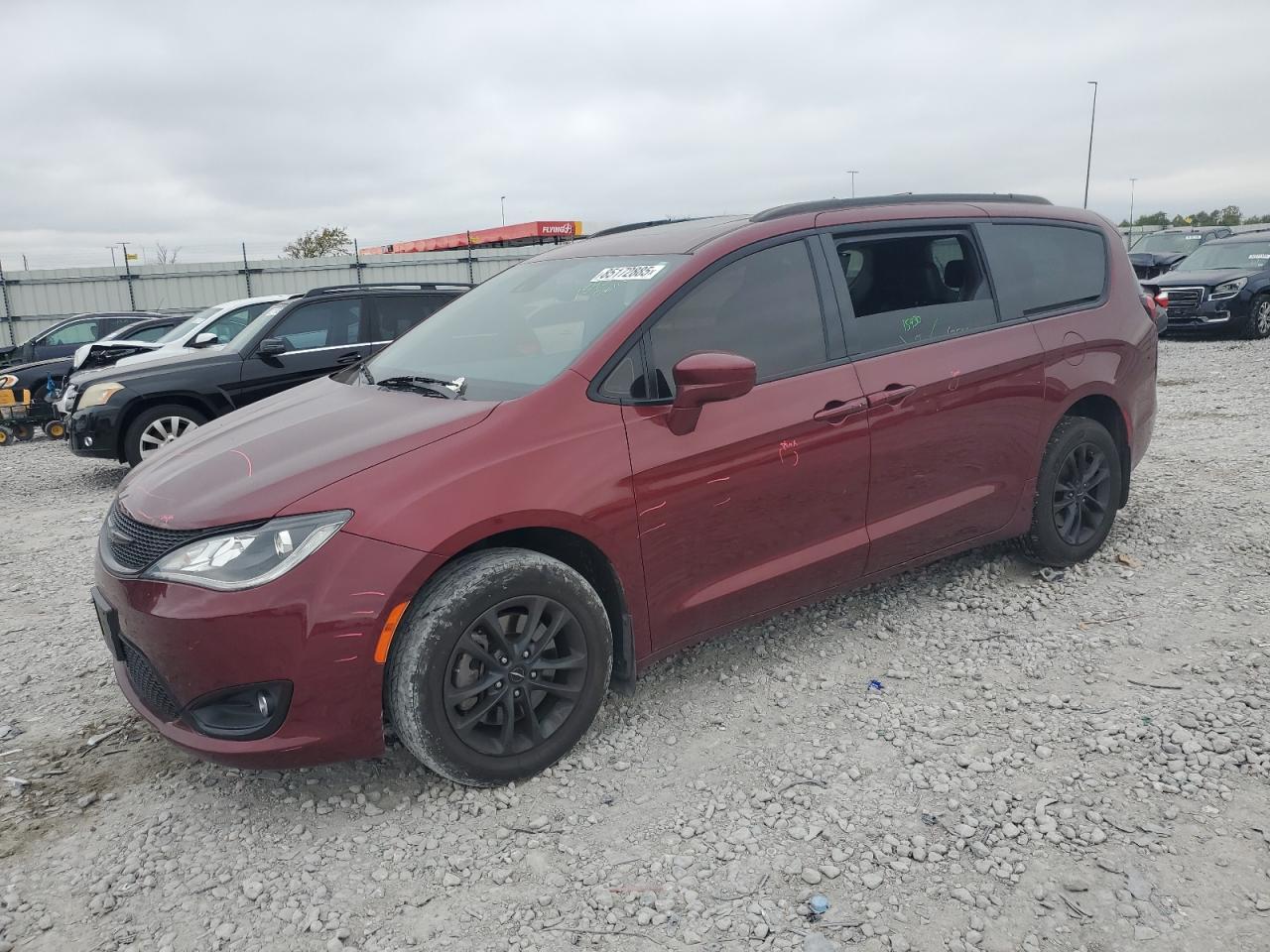 2020 Chrysler Pacifica Touring L - zdjęcie główne