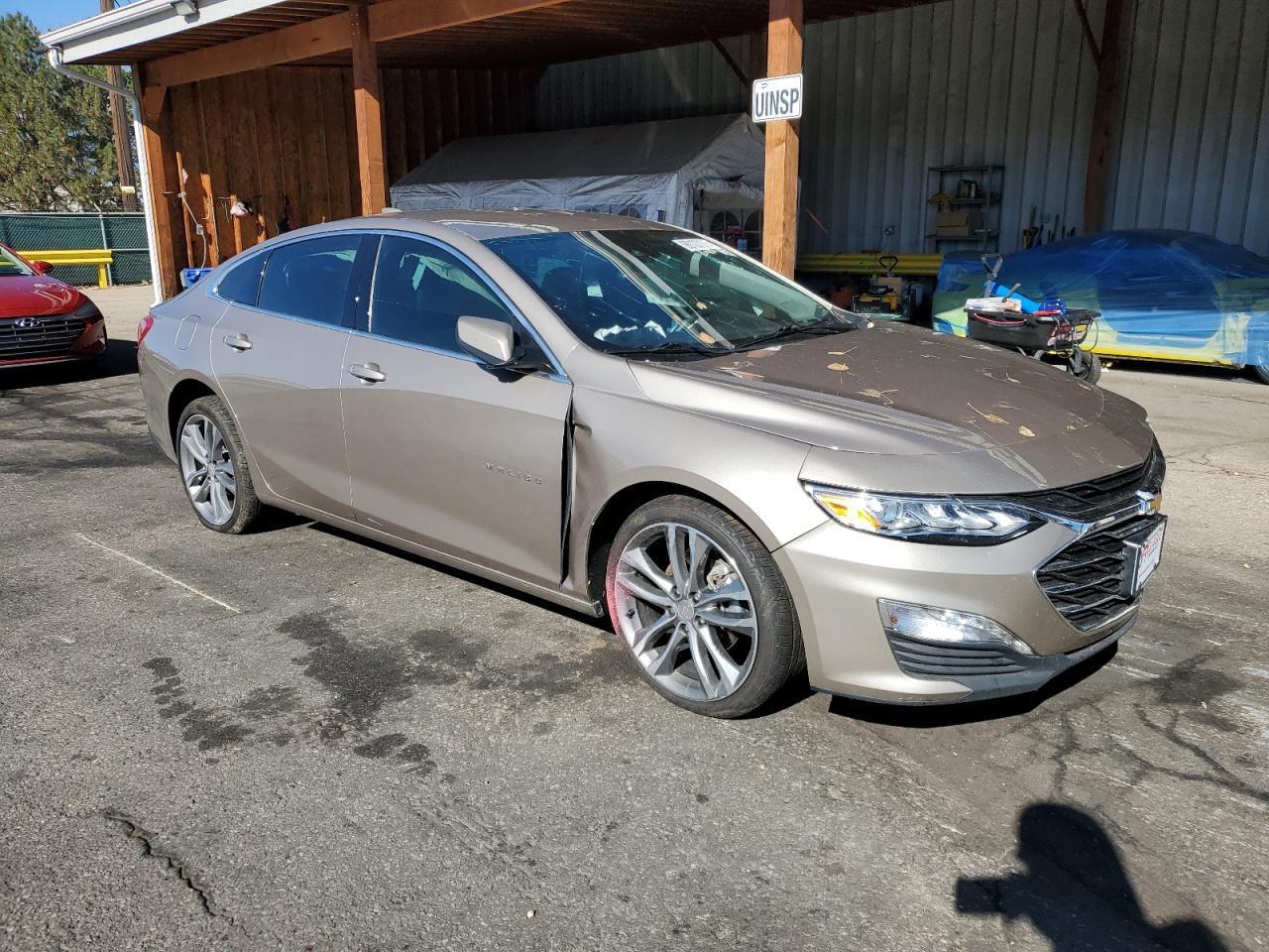 2024 Chevrolet Malibu Premier - zdjęcie 4