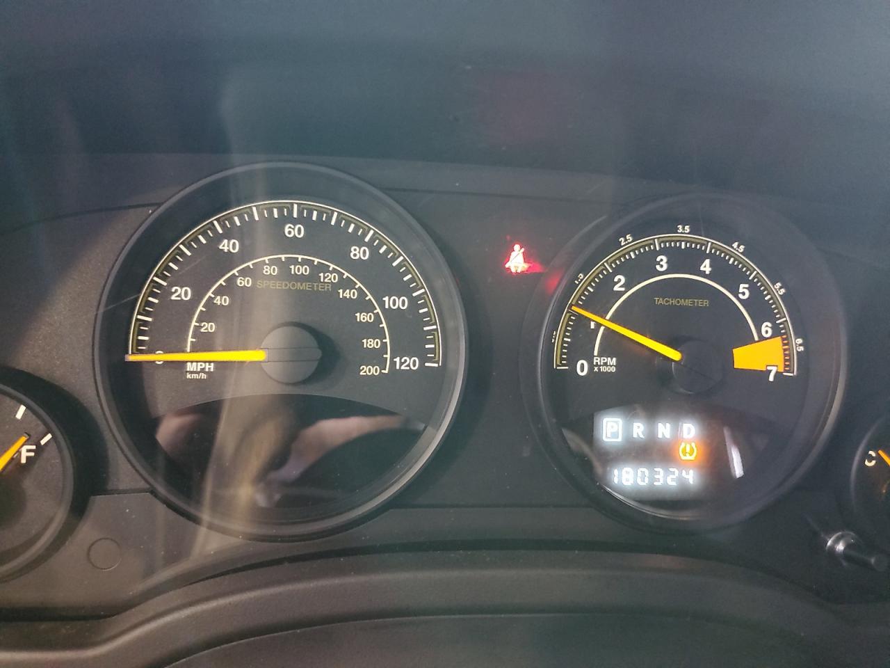 2014 Jeep Liberty (Patriot) - zdjęcie 9