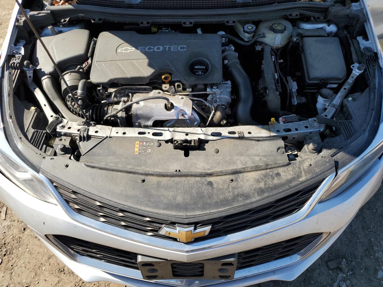 2018 Chevrolet Cruze - zdjęcie 11