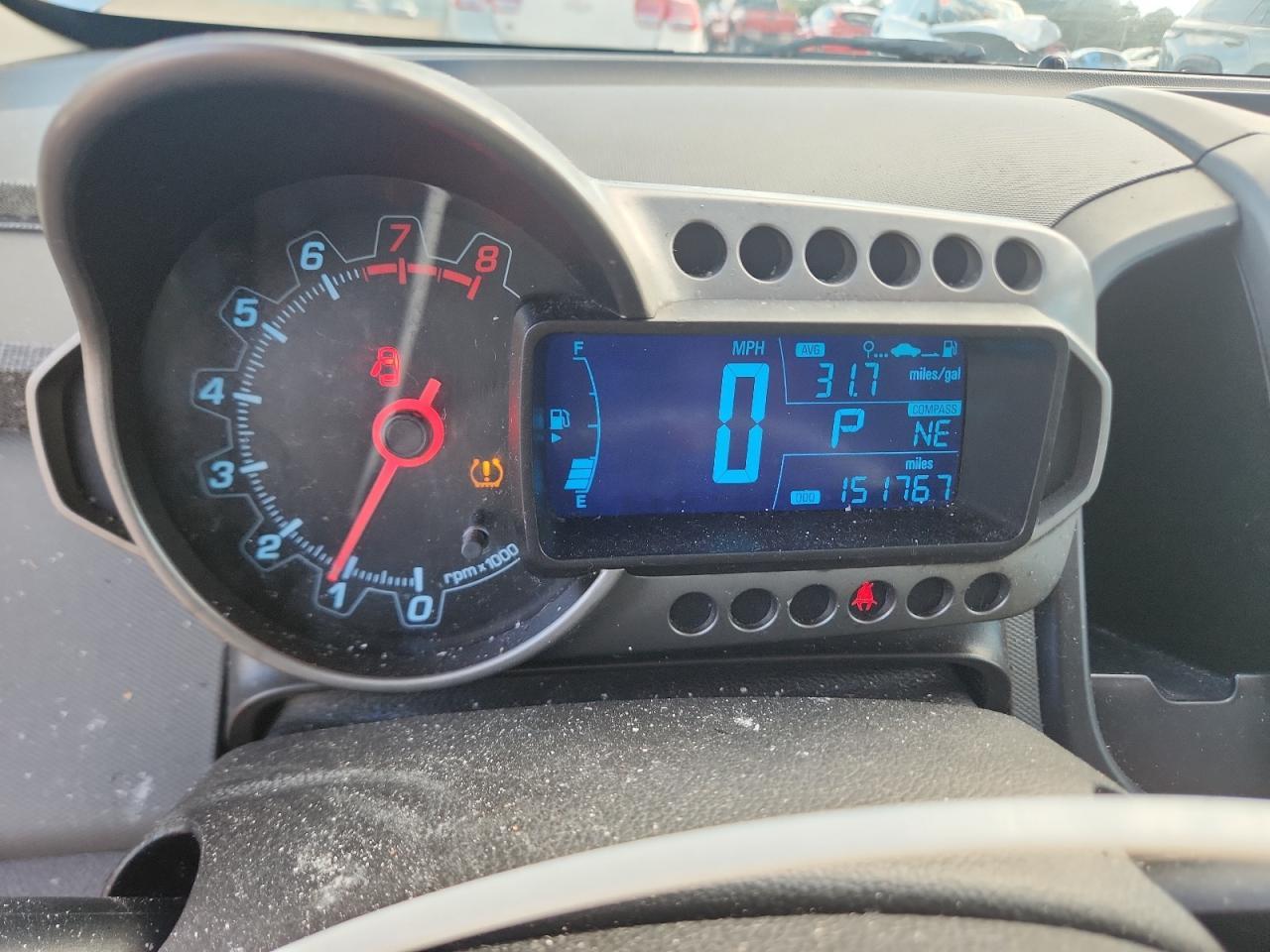 2013 Chevrolet Sonic Ls - zdjęcie 9