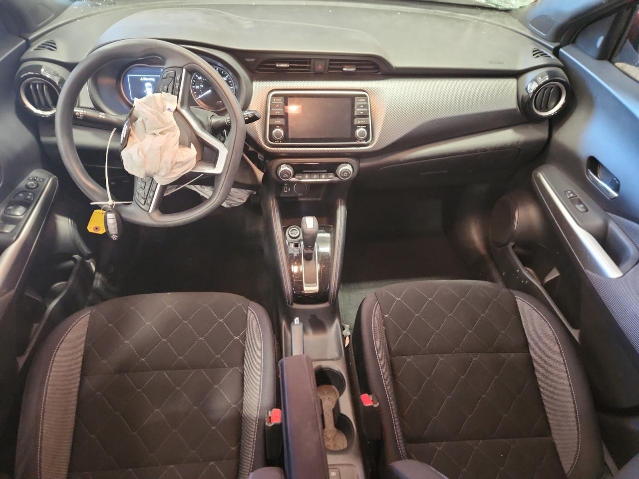 2019 Nissan Kicks S - zdjęcie 8