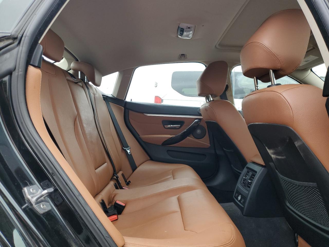 2015 BMW Seria 4 - zdjęcie 10