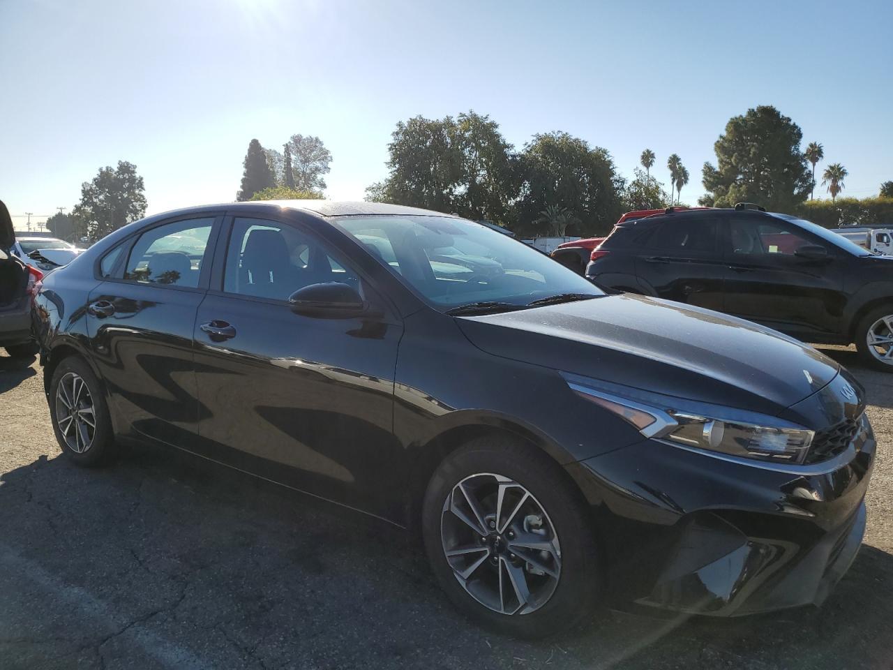 2023 Kia Forte - zdjęcie 4