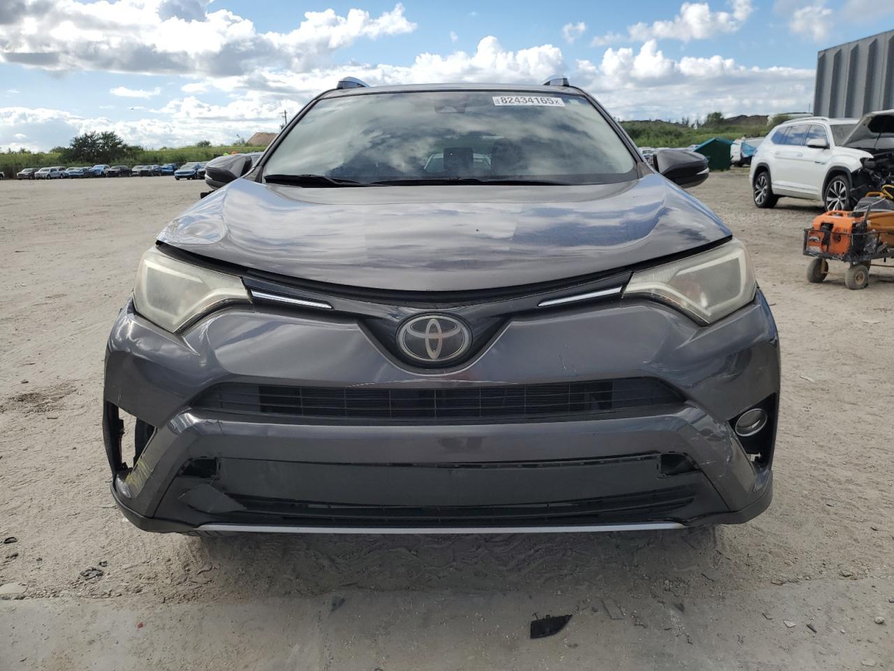 2018 Toyota RAV 4 - zdjęcie 5