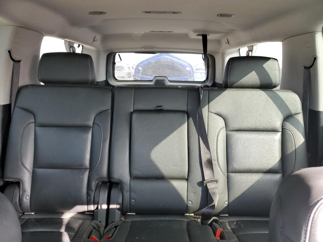 2020 Chevrolet Suburban C1500 Lt - zdjęcie 10