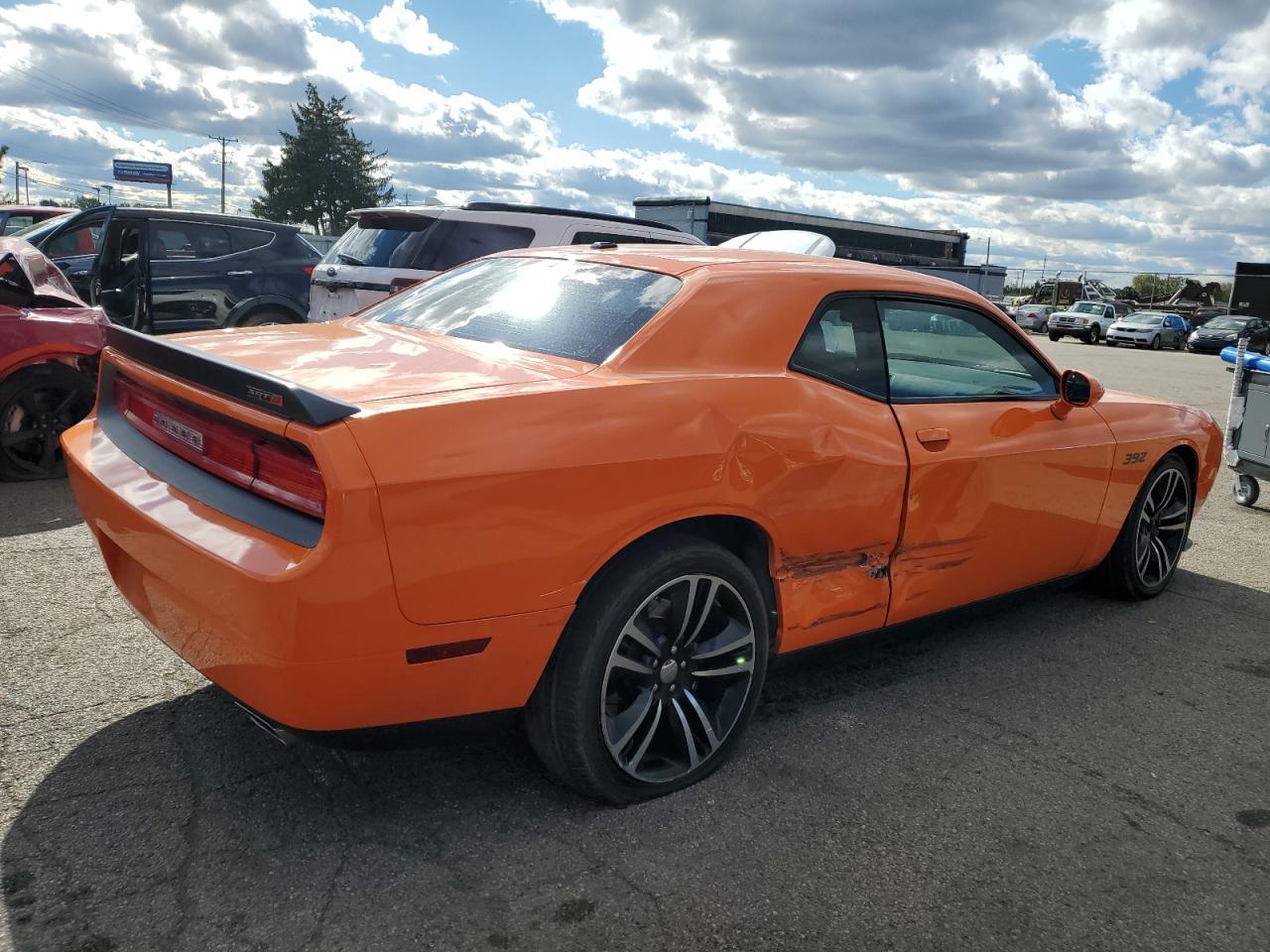 2014 Dodge Challenger Srt8 Core - zdjęcie 3