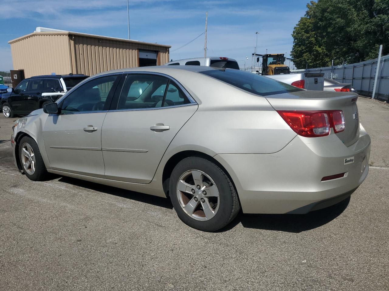 2015 Chevrolet Malibu Ls - zdjęcie 2