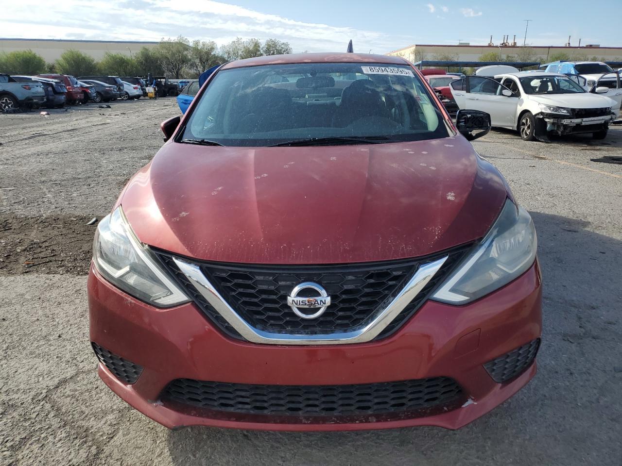 2017 Nissan Sentra S - zdjęcie 5