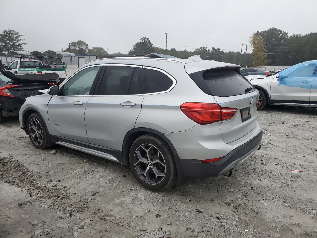2016 BMW X1 xDrive28I - zdjęcie 2
