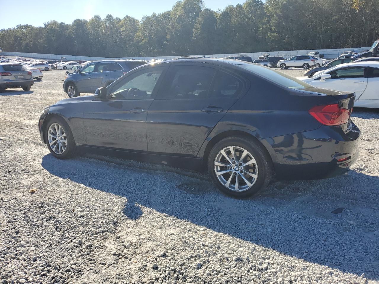 2016 BMW 320 I - zdjęcie 2