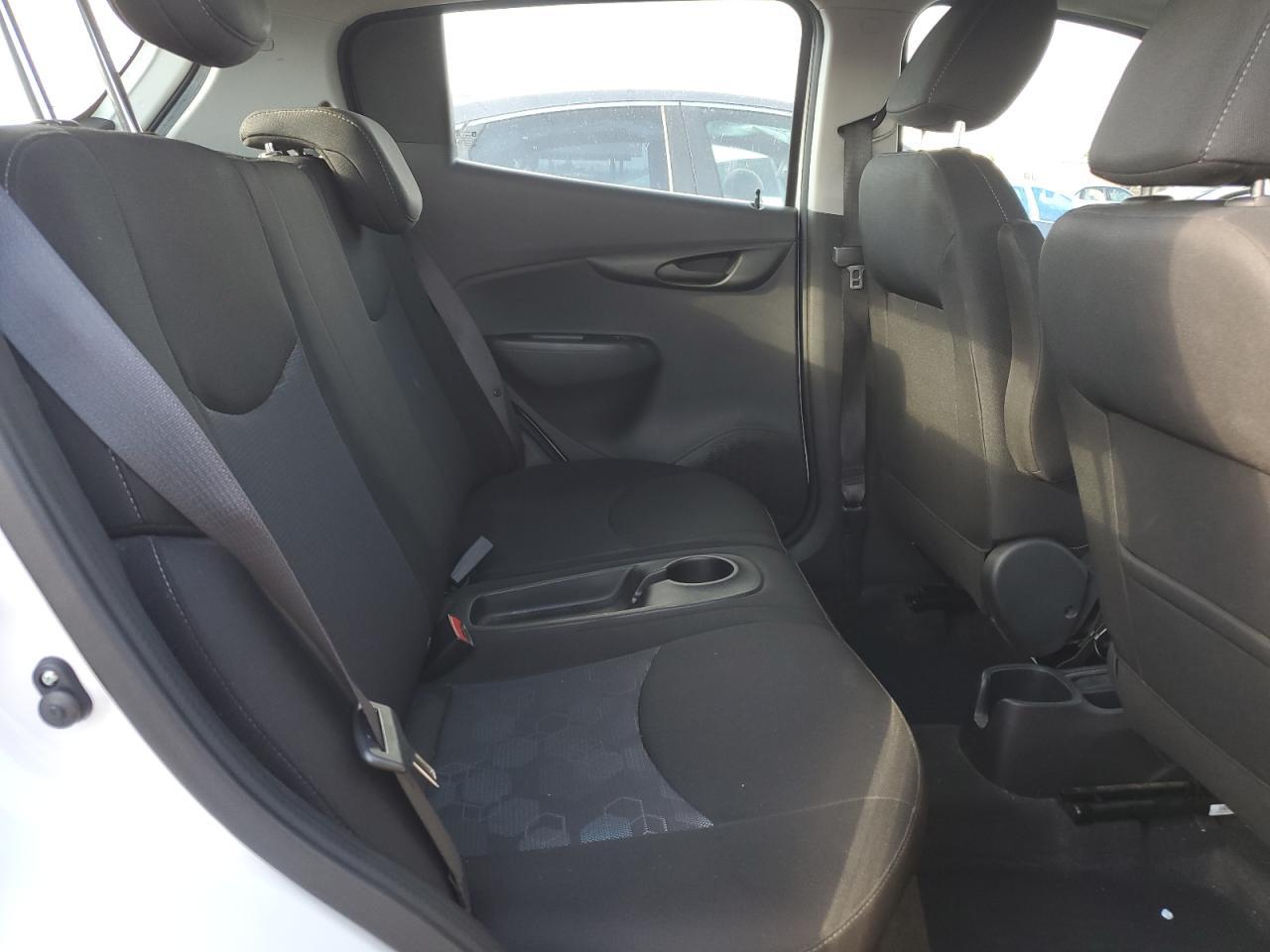 2017 Chevrolet Spark - zdjęcie 10