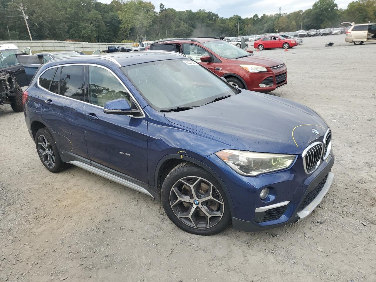 BMW X1 - zdjęcie 4