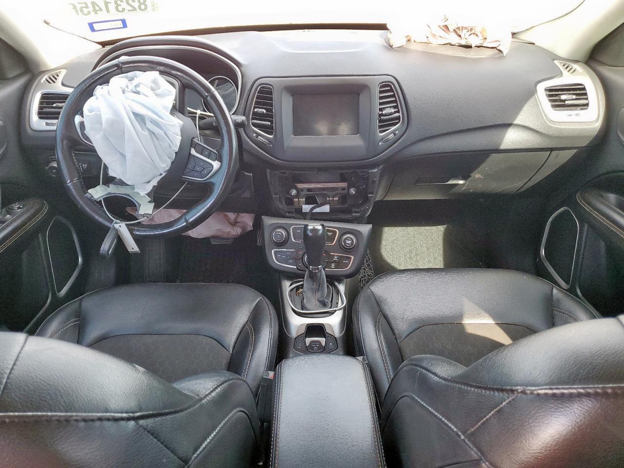 2018 Jeep Compass - zdjęcie 8
