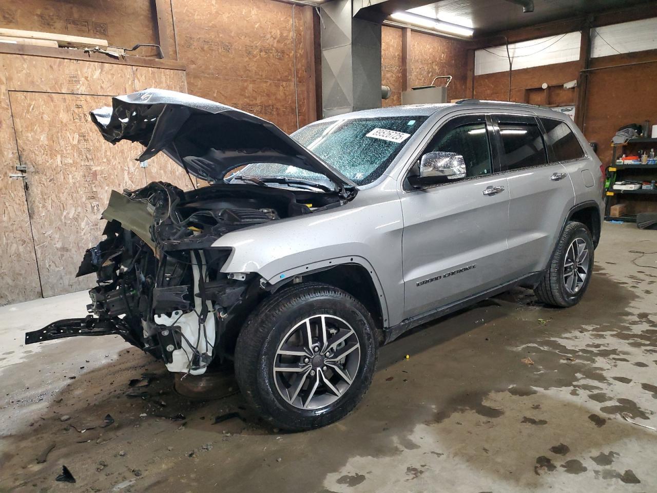 2021 Jeep Grand Cherokee - zdjęcie główne