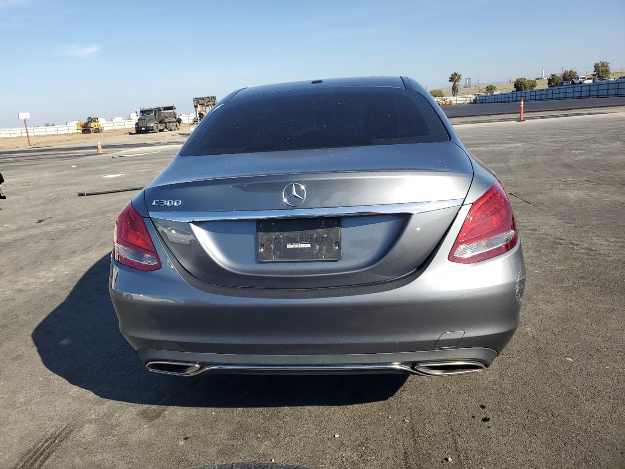 2018 Mercedes-Benz C 300 - zdjęcie 6