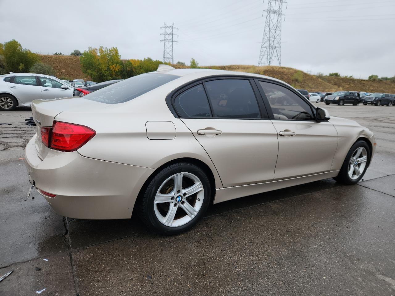 2013 BMW 328 Xi - zdjęcie 3