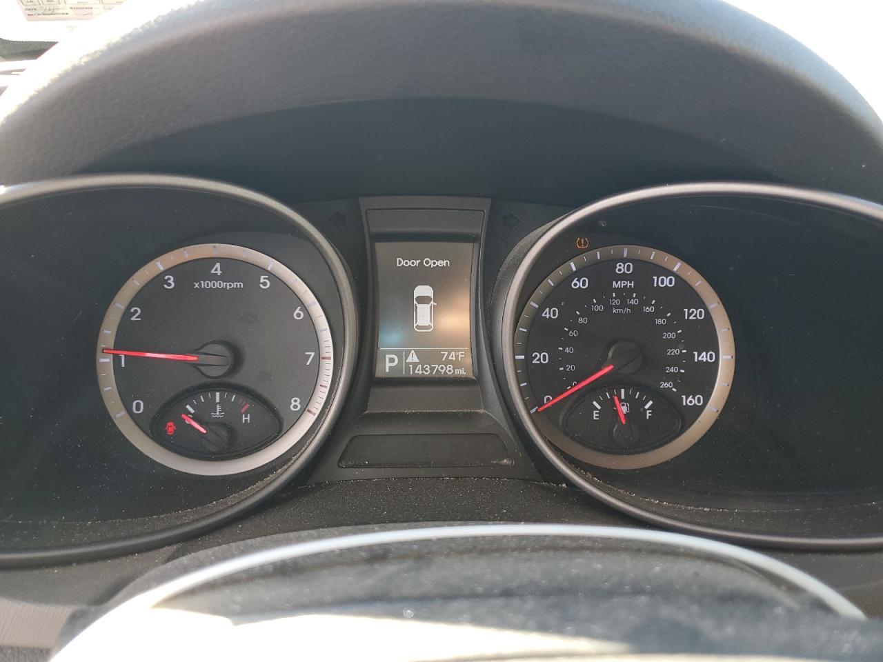 2016 Hyundai Santa Fe Sport - zdjęcie 9