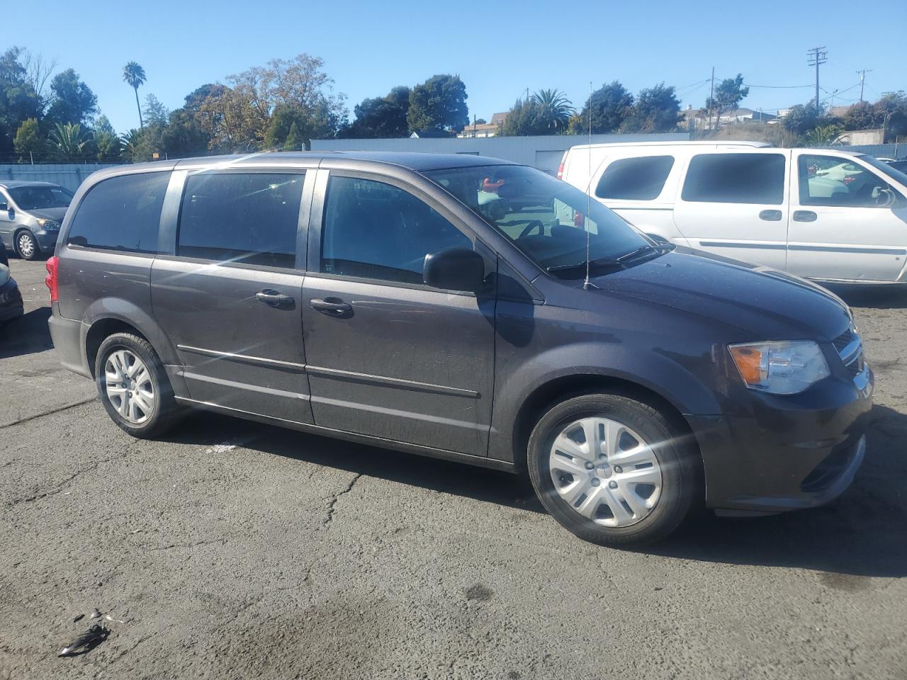 2016 Dodge Grand Caravan Se - zdjęcie 4
