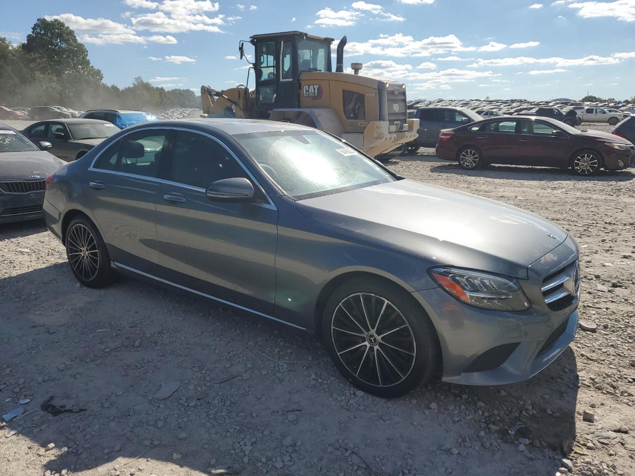 2021 Mercedes-Benz C 300 - zdjęcie 4