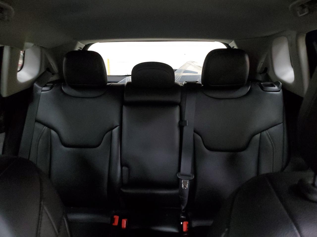 2022 Jeep Compass Latitude Lux - zdjęcie 10