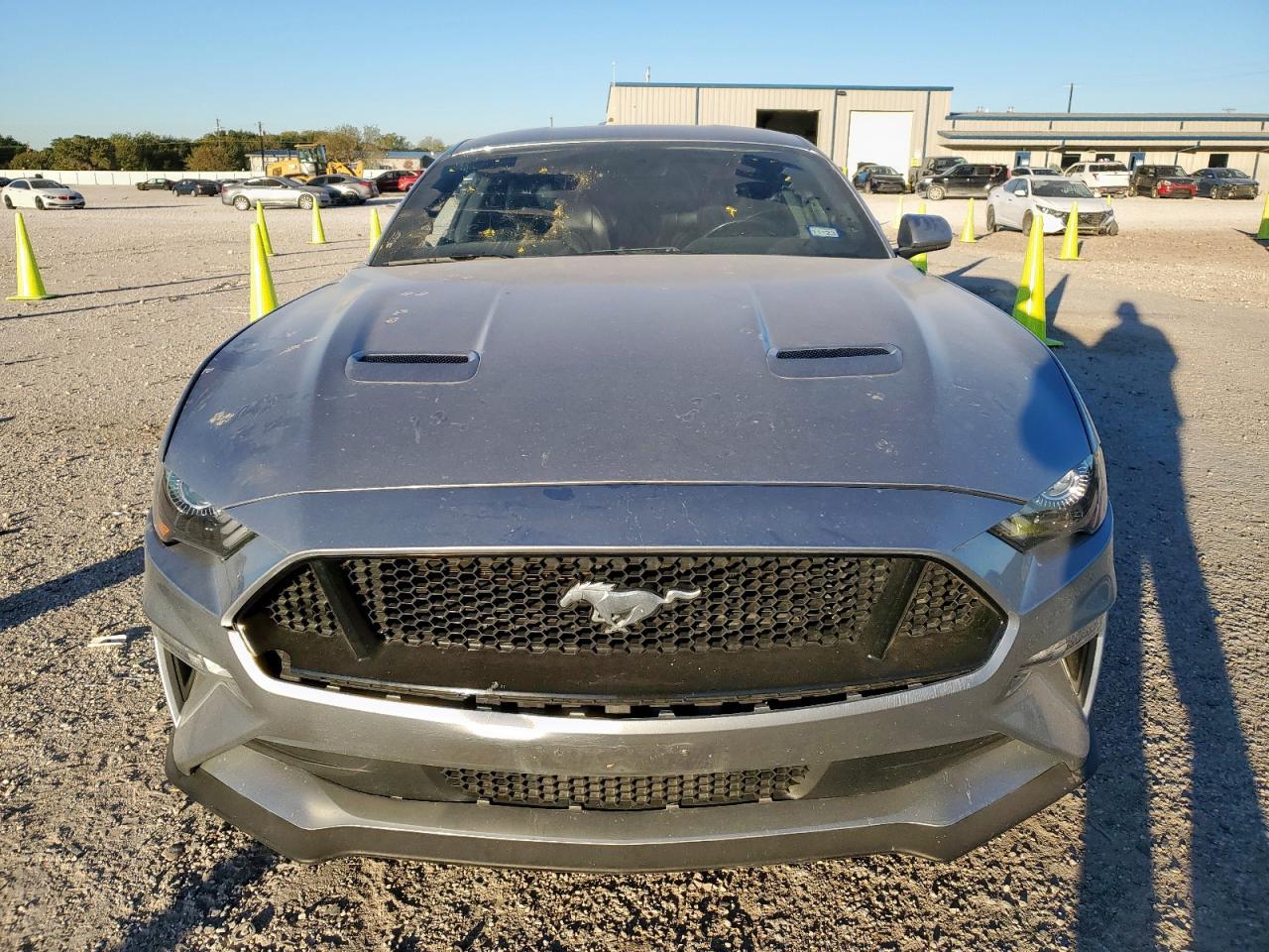 2021 Ford Mustang - zdjęcie 5
