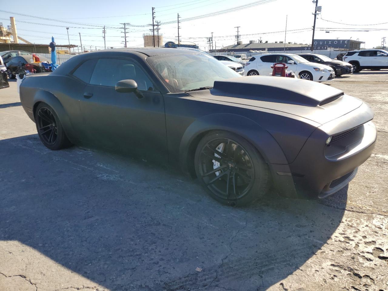 2016 Dodge Challenger - zdjęcie 4