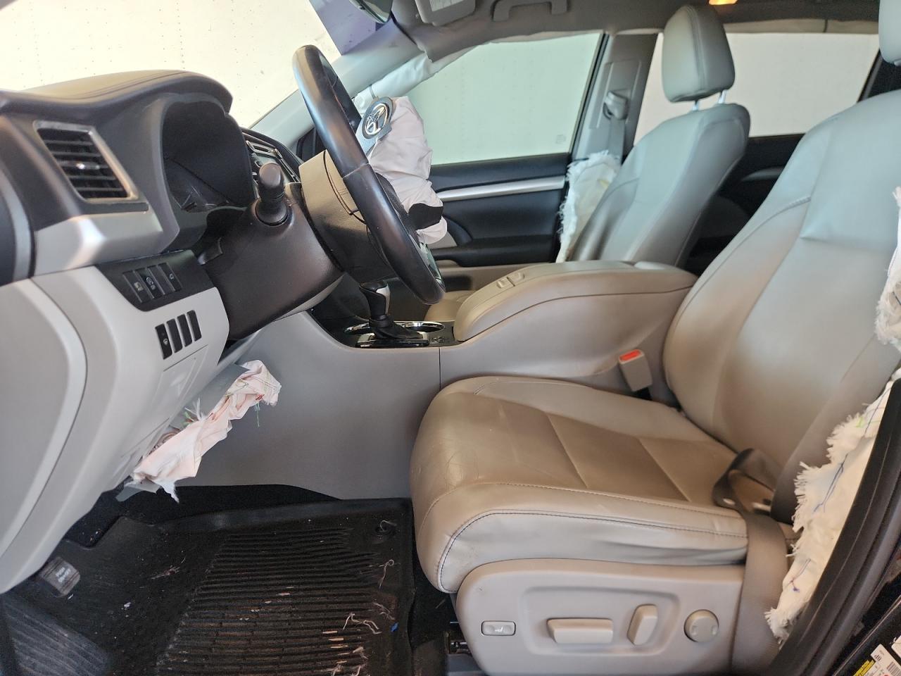 2019 Toyota Highlander - zdjęcie 7