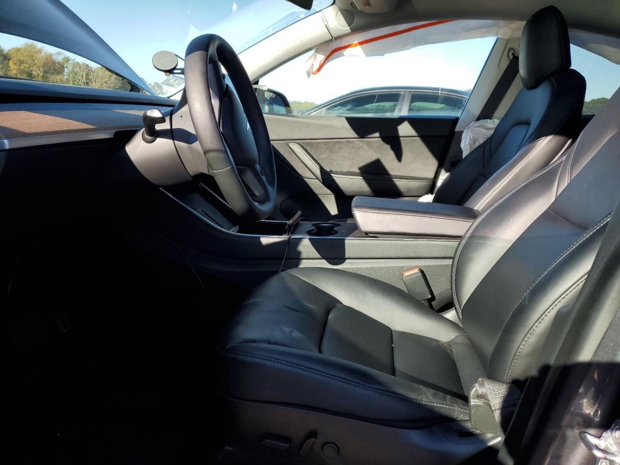 2020 Tesla Model Y - zdjęcie 7