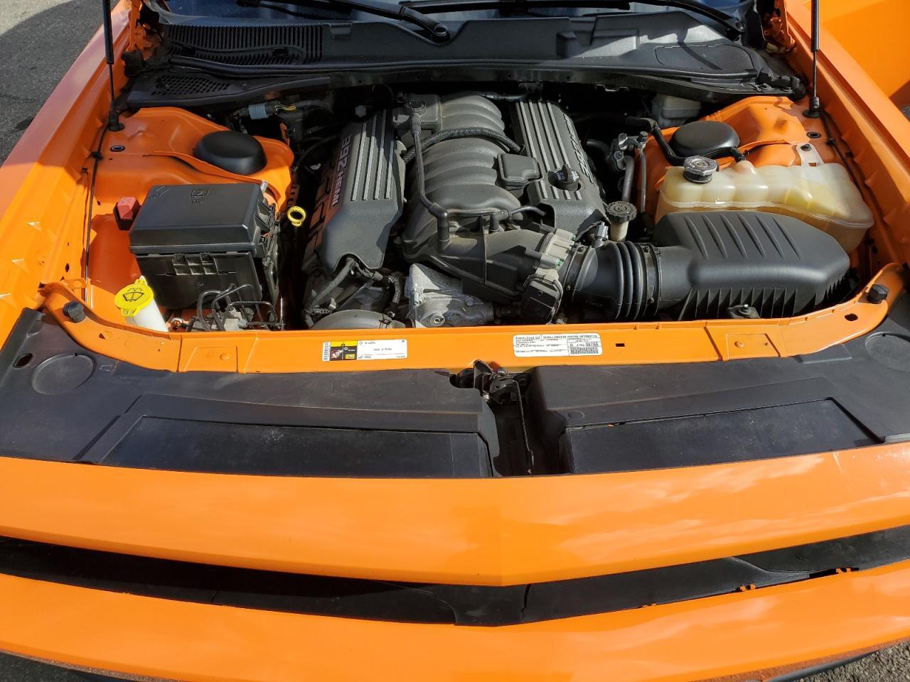 2014 Dodge Challenger Srt8 Core - zdjęcie 11