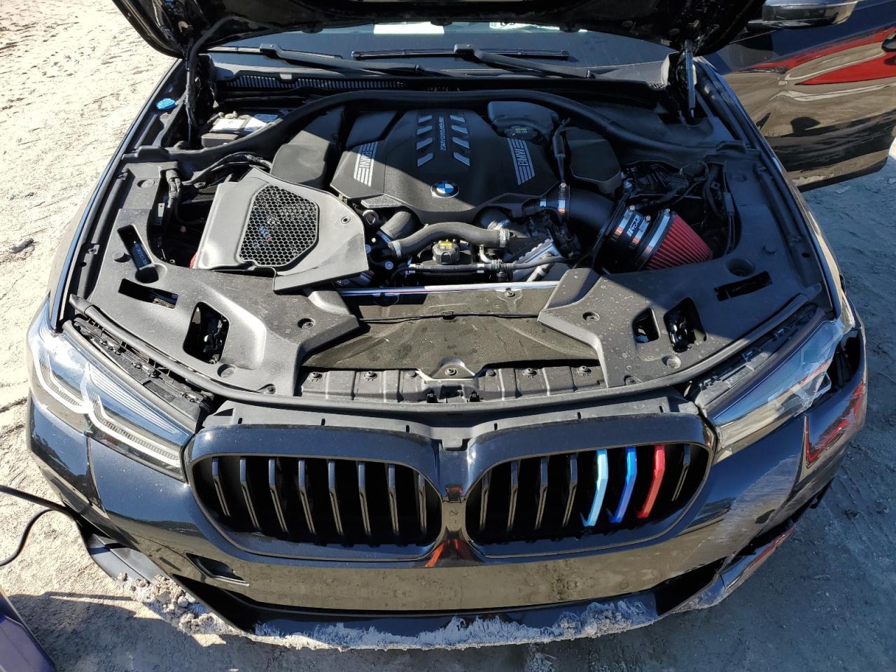 2022 BMW Motorrad M550Xi - zdjęcie 11