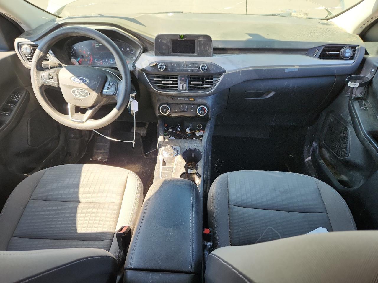 2021 Ford Escape S - zdjęcie 8