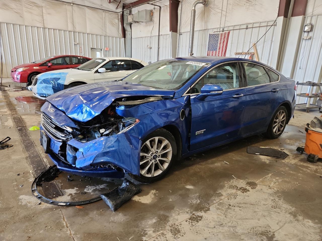 2017 Ford Fusion Titanium Phev - zdjęcie główne