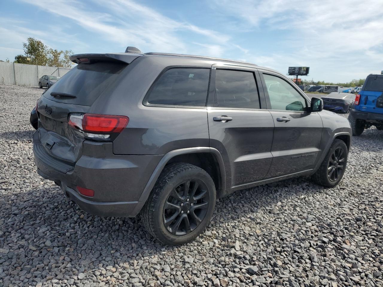 2018 Jeep Grand Cherokee - zdjęcie 3