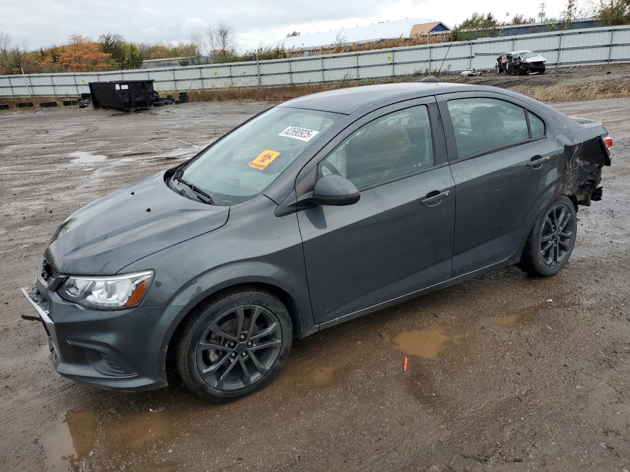 2020 Chevrolet Sonic - zdjęcie główne