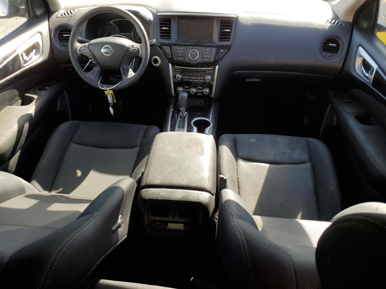 2017 Nissan Pathfinder S - zdjęcie 8