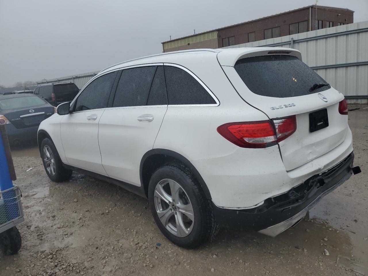 2017 Mercedes-Benz GLC - zdjęcie 2