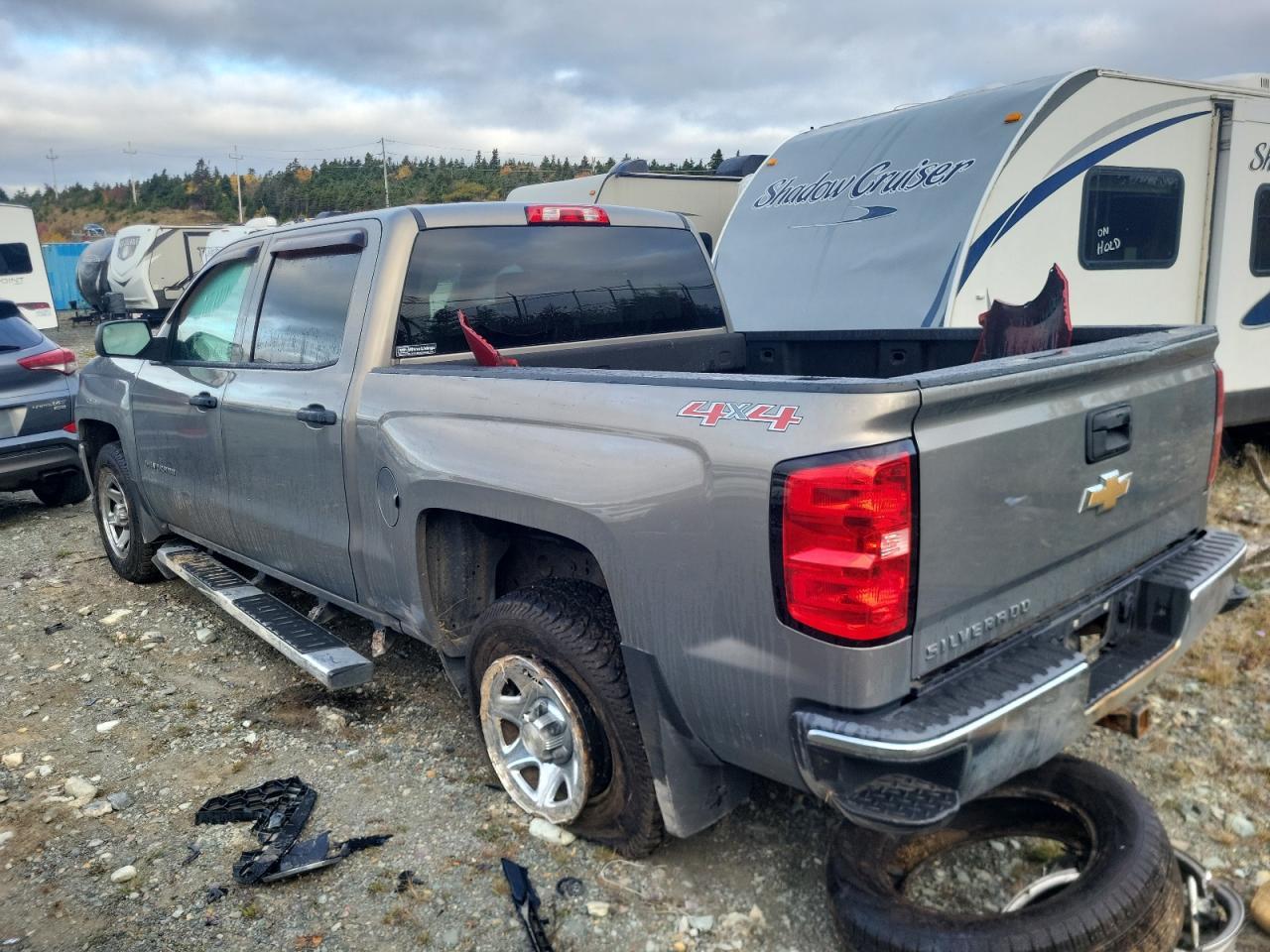 2017 Chevrolet Silverado K1500 - zdjęcie 2