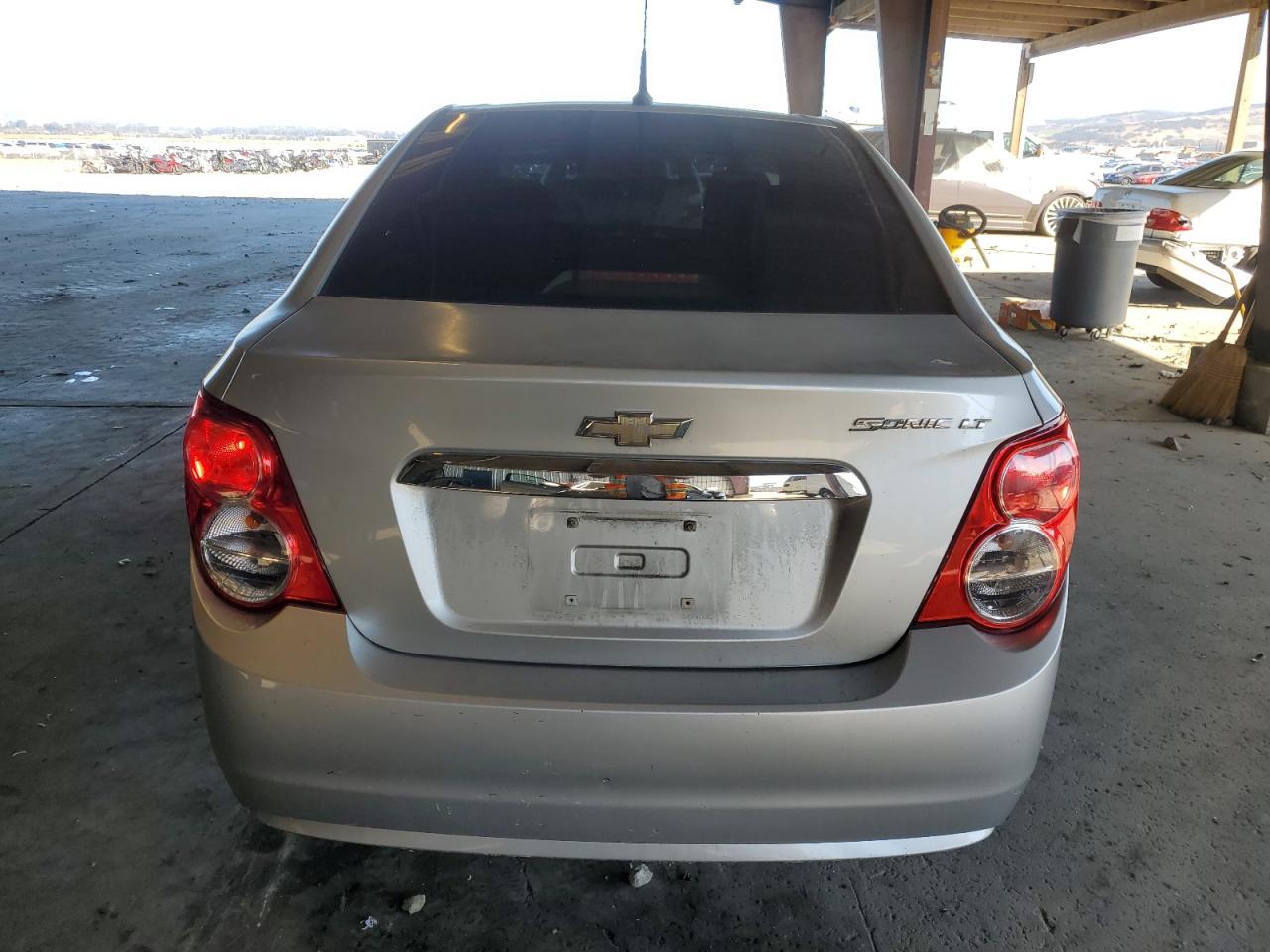 2013 Chevrolet Sonic - zdjęcie 6