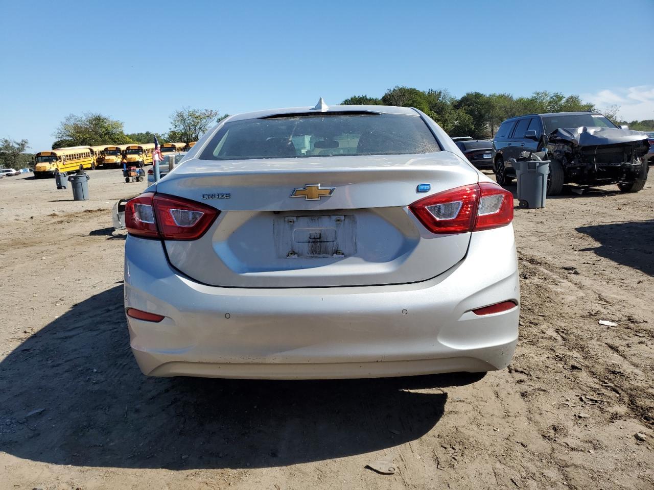 2018 Chevrolet Cruze - zdjęcie 6