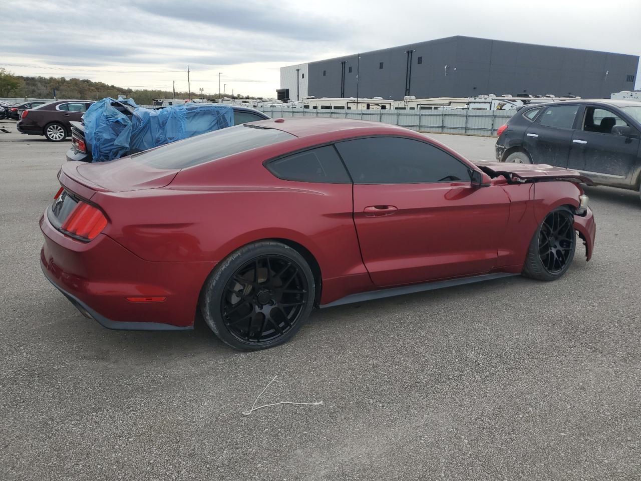 2016 Ford Mustang - zdjęcie 3