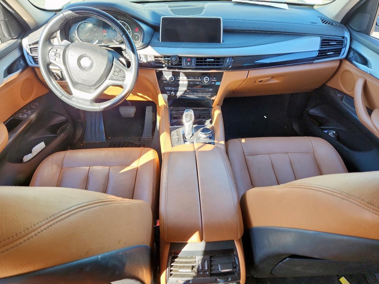 2016 BMW X6 Sdrive35I - zdjęcie 8
