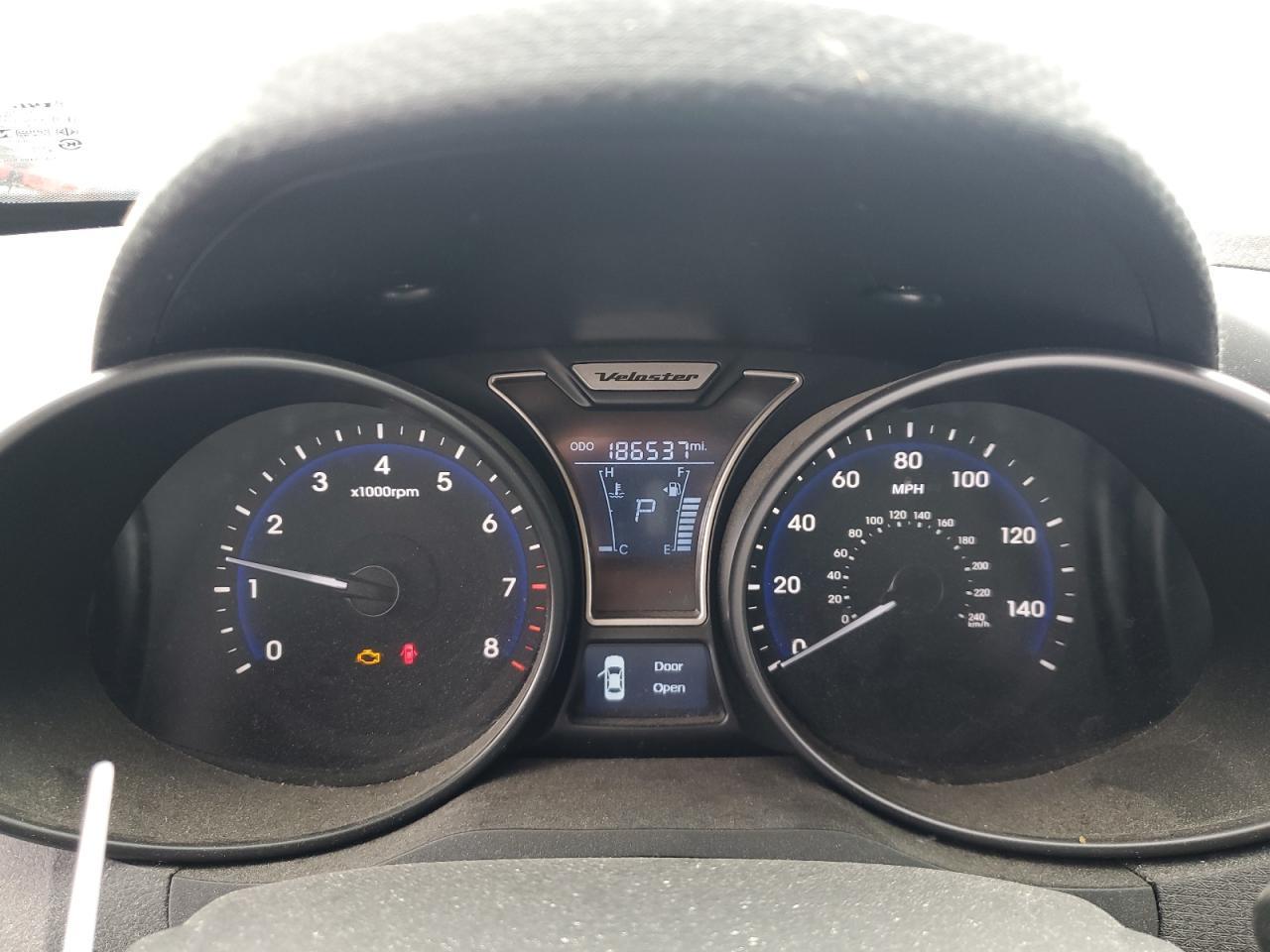 2013 Hyundai Veloster Turbo - zdjęcie 9