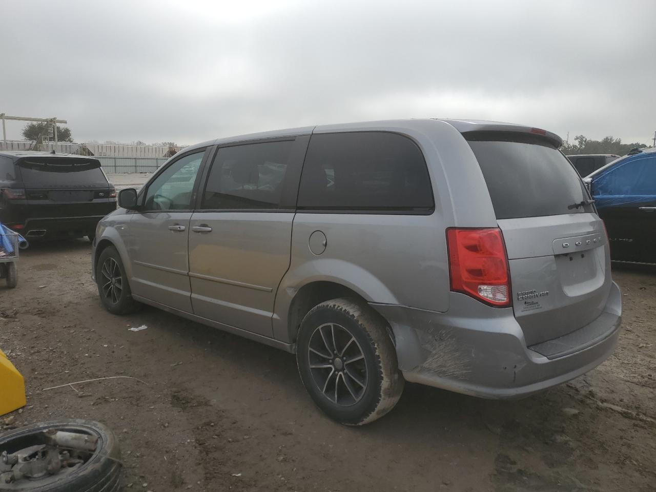 2017 Dodge Grand Caravan Se - zdjęcie 2