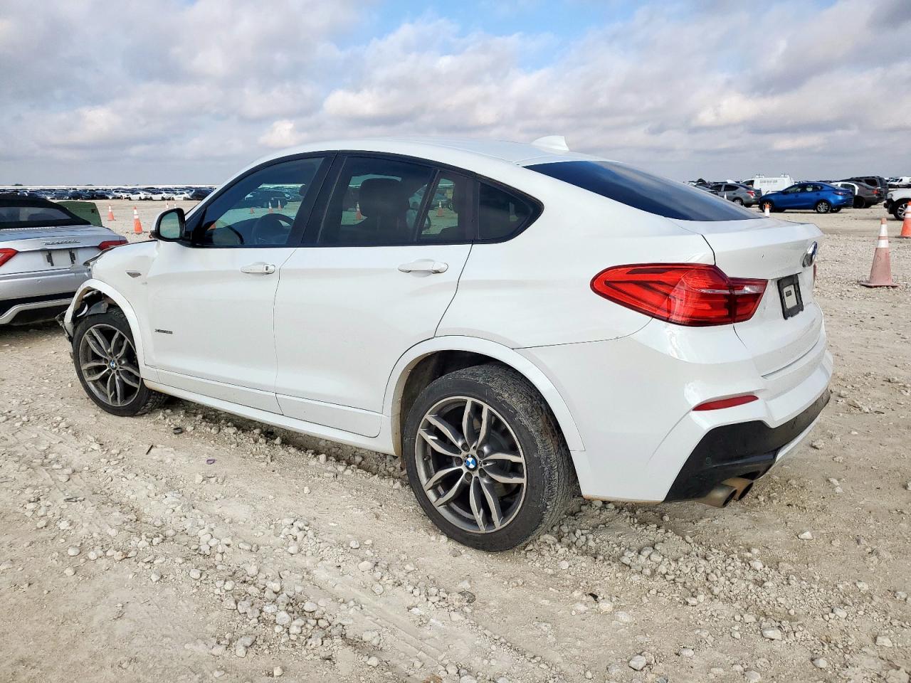2016 BMW X4 xDrive28I - zdjęcie 2
