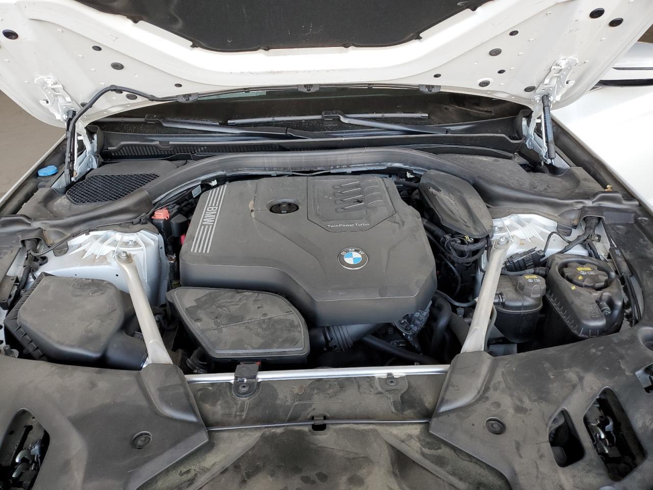 2021 BMW Seria 5 - zdjęcie 11