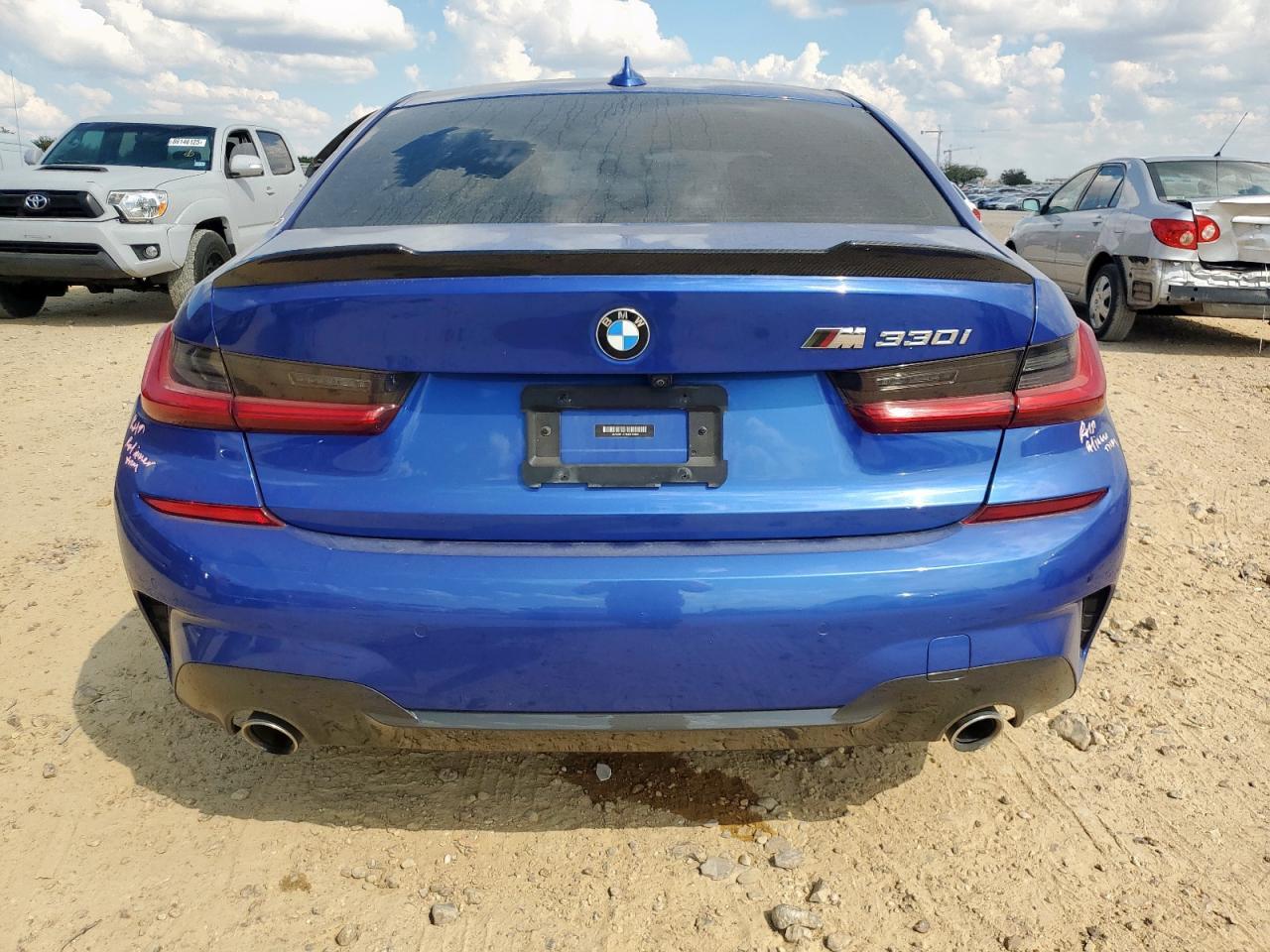 2021 BMW 330I - zdjęcie 6